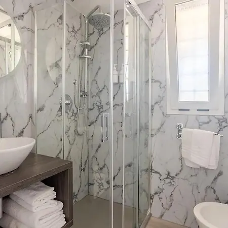 Mezzo Experience Eur Appartement *