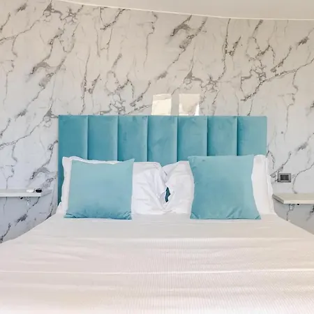 Mezzo Experience Eur *